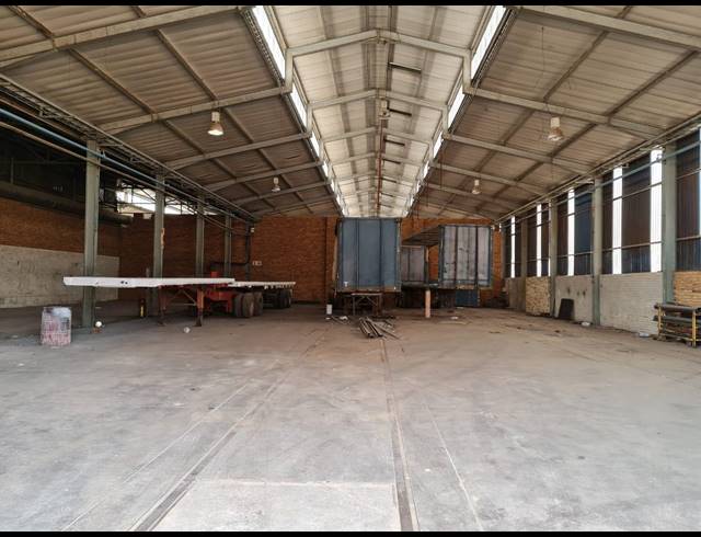 1,000M² WAREHOUSE TO LET IN WADEVILLE
